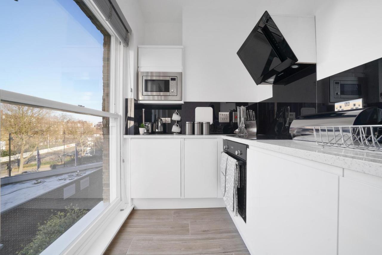 City Prime Apartments Londýn Exteriér fotografie A typical kitchen in a serviced apartment